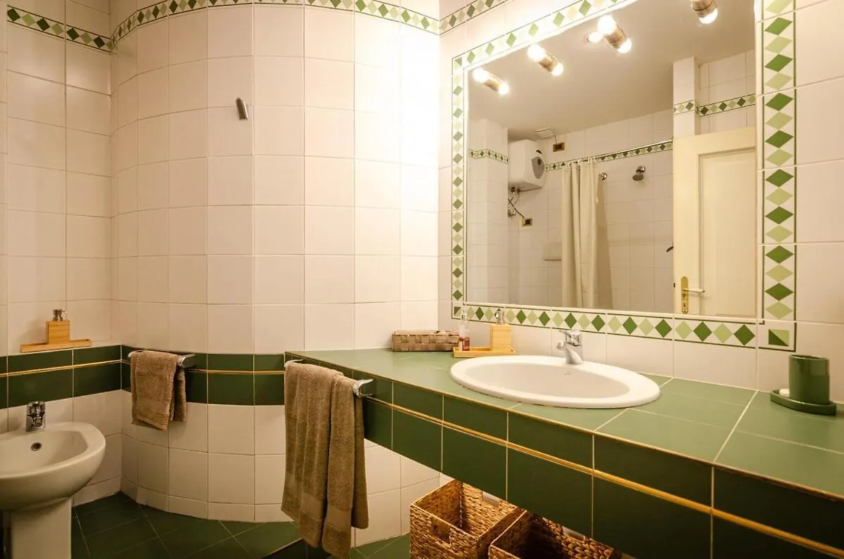 Santa Margherita Studio Bolonia Italia